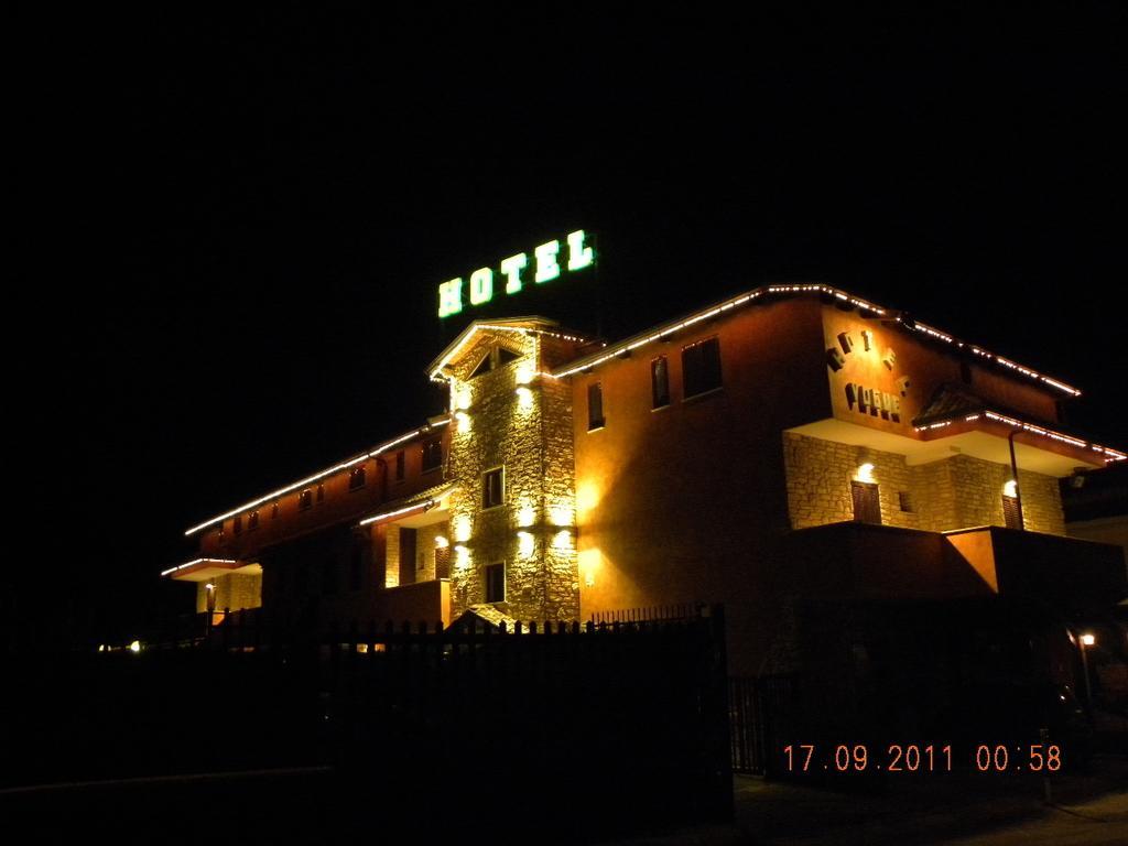 Hotel Vogue Licola Εξωτερικό φωτογραφία